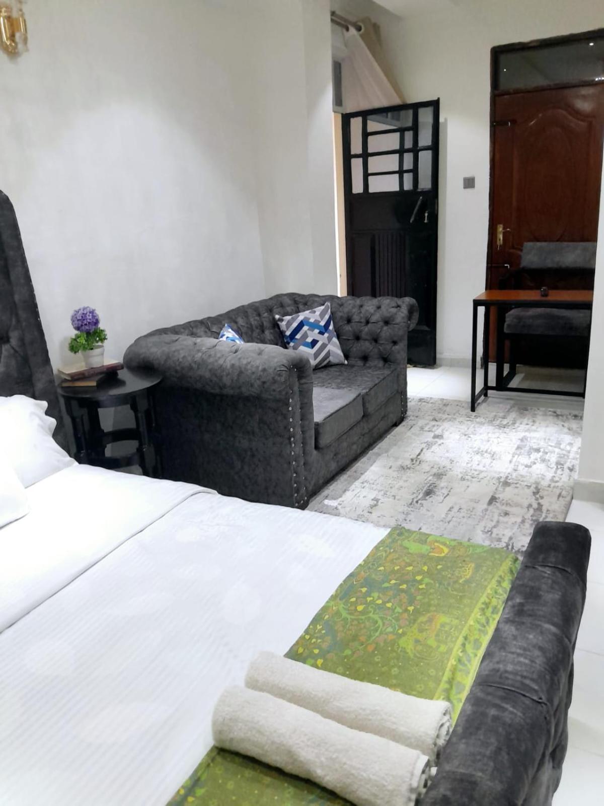Sandalwood Suites Nakuru - Studios & One Bedroom Suites Exterior photo